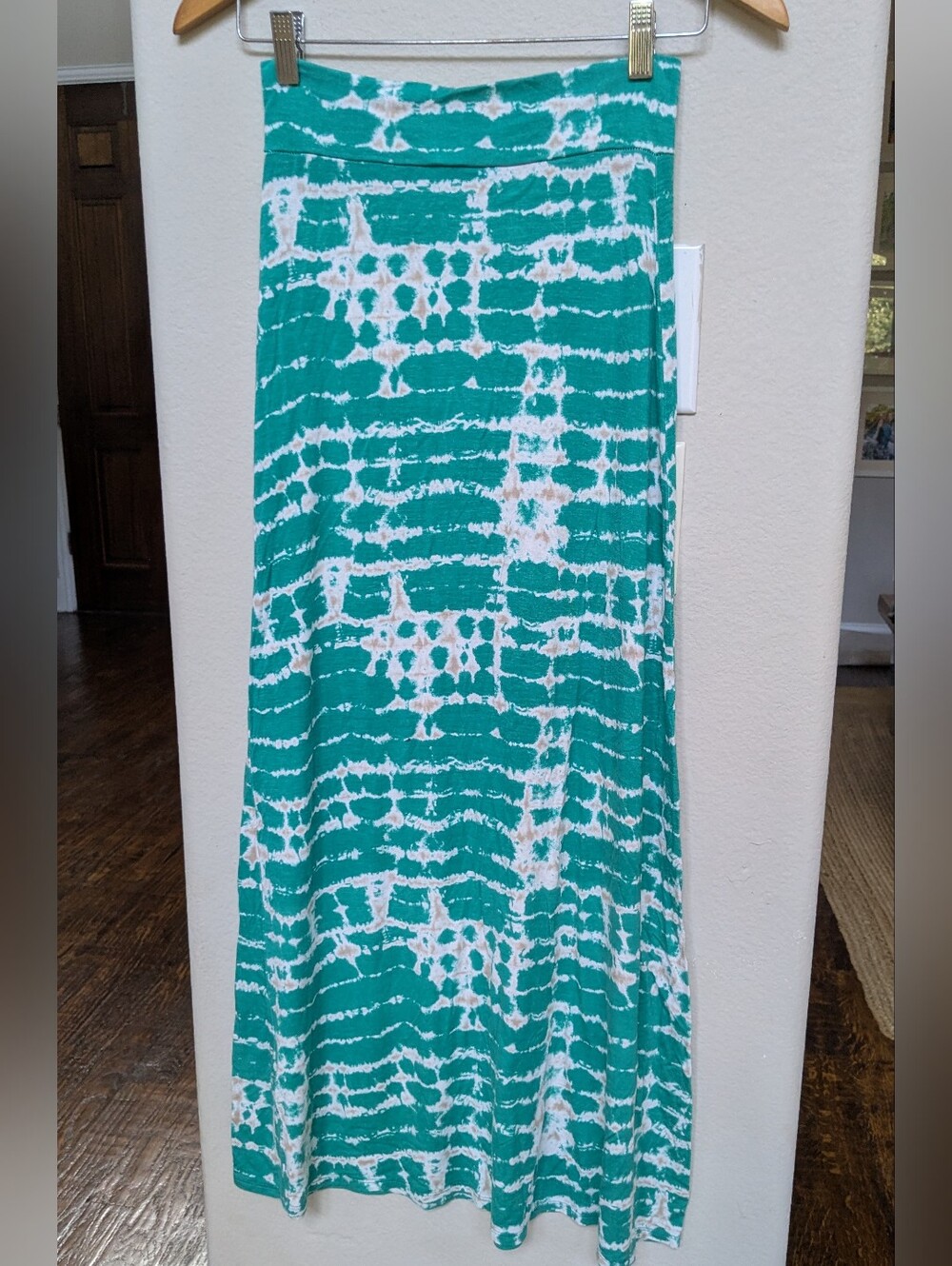 Sun n Moon Teal and White Tie-Dye Maxi Skirt Size Small